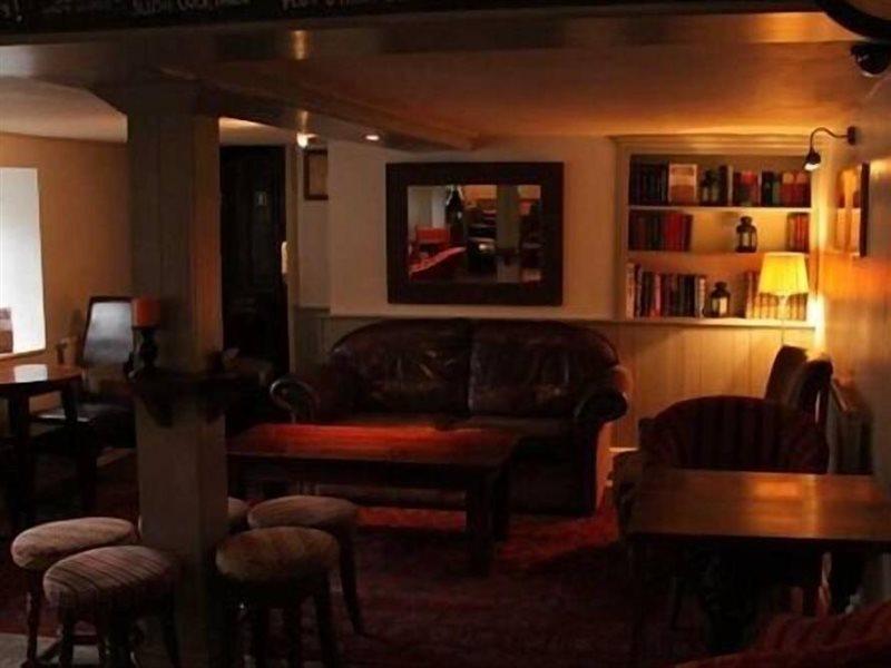 We Three Loggerheads Hotel Gwernymynydd Luaran gambar